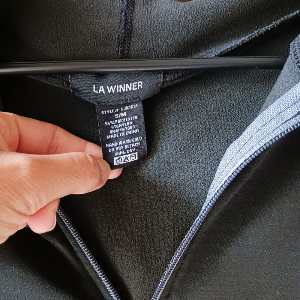 LA WINNER Women's Black Jacket